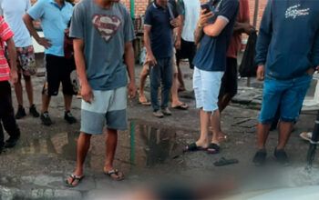 Dois homens são executados a tiros em frente à parada de ônibus em Manaus