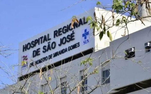 Idosa declarada 'morta' é encontrada viva em saco no necrotério  no Hospital Regional de São José