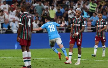 Manchester City goleia Fluminense por 4 a 0 e conquista seu primeiro Mundial da Fifa