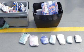 Sete tabletes de cocaína escondida em caixa térmica e saídos de Tabatinga são apreendidos em Coari