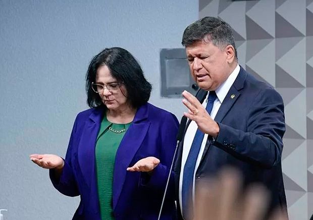 Isenção suspensa pela Receita revolta bancada evangélica: “Vingança e perseguição”