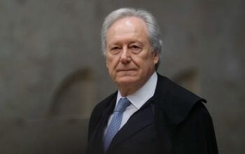 Lewandowski aceita convite de Lula e será o novo ministro da Justiça