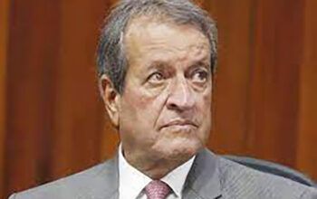 Defesa de Bolsonaro pede a Moraes autorização para falar com Valdemar