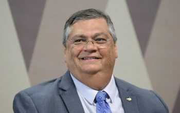 Flávio Dino assume 340 processos no STF; lista inclui casos envolvendo Bolsonaro e ministro de Lula
