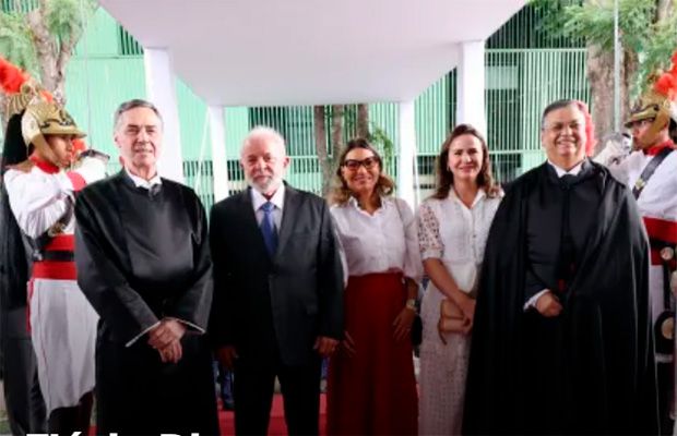 Flávio Dino toma posse como ministro do Supremo Tribunal Federal (STF)
