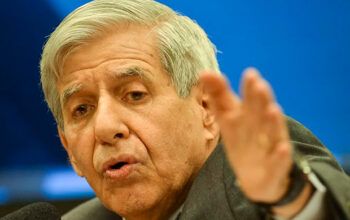 “Se tiver que virar a mesa é antes das eleições”, disse general Heleno a Bolsonaro