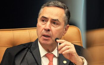 Barroso diz que militares foram 'manipulados por má liderança' e fizeram 'papelão'