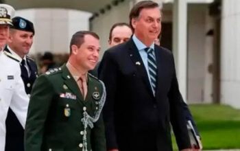 Mauro Cid diz à PF que seguia orientação de Bolsonaro sobre joias