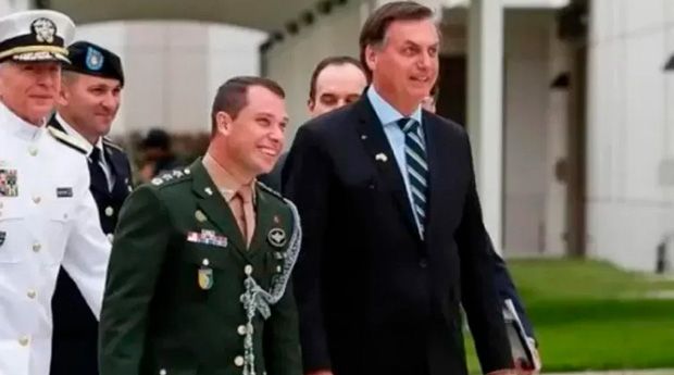 Mauro Cid diz à PF que seguia orientação de Bolsonaro sobre joias