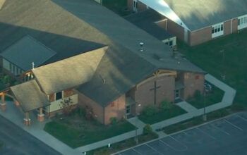 Padre é acusado de roubar R$ 207 mil de paróquia para jogar Candy Crush