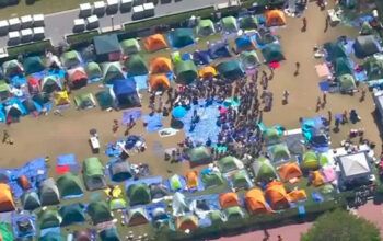 Polícia de Nova York entra na Universidade de Columbia após prender manifestantes