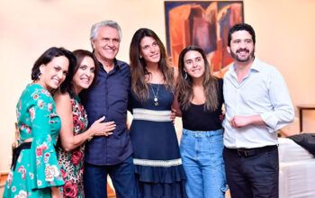 Família do governador Caiado leva mais de meio milhão por mês da folha de pagamento do Estado