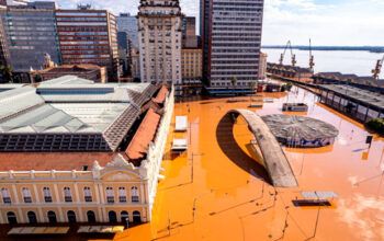 Porto Alegre decreta racionamento de água em meio a calamidade