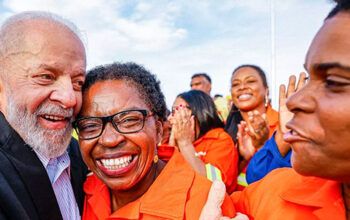 Lula volta a dizer que nunca fará ajuste fiscal contra os mais pobres