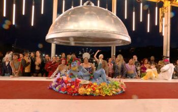 Bolsonaristas surtam com Santa Ceia de drags na abertura das Olimpíadas