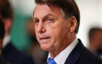 Bolsonaro sugere conversar com chefe da Receita sobre investigação contra filho senador