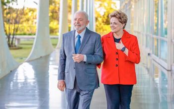 Oito anos depois do golpe, Dilma retorna ao Palácio da Alvorada
