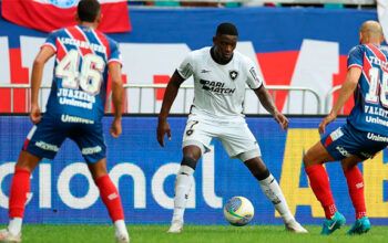 Botafogo empata com Bahia e deixa escapar a liderança