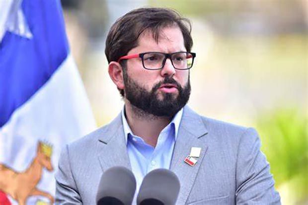 “Chile não reconhece este falso triunfo autoproclamado de Maduro”