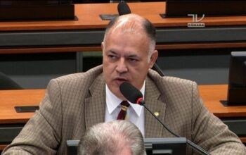 Deputado bolsonarista é condenado a indenizar Erika Hilton por ataques transfóbicos