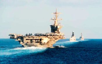 EUA enviarão navios de guerra e esquadrão de caças para o Oriente Médio