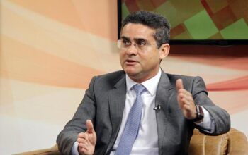 Revista Exame diz que David Almeida tem 22,2% de intenções de voto; Amon Mandel e   Roberto Cidade estão empatados tecnicamente