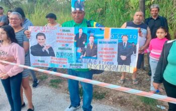 Silvio Santos é enterrado e fãs prestam última homenagem