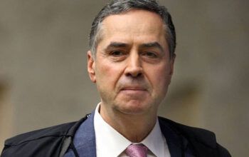 Barroso decide que suspensão do X não será julgada pelo plenário do STF