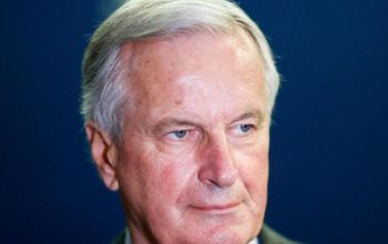 Macron nomeia Michel Barnier como primeiro-ministro da França