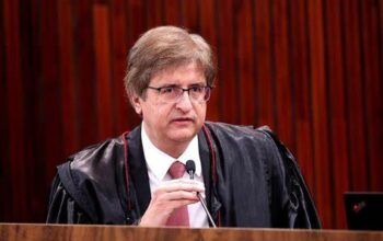 PGR defende que STF rejeite ações contra suspensão do X