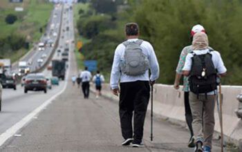 Beata prega que “inferno é o comunismo” para peregrinos de Aparecida: “Vejam no YouTube”