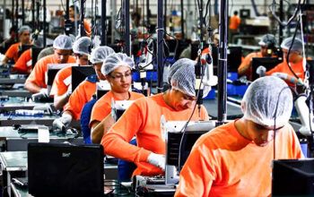 Taxa de desemprego no Brasil cai a 6,2% no trimestre terminado em outubro, o menor patamar da história, diz IBGE