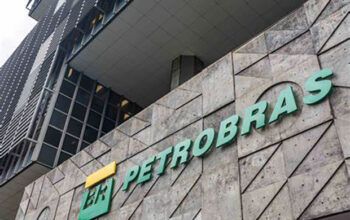 Petrobras aprova pagamento de R$ 20 bilhões aos acionistas