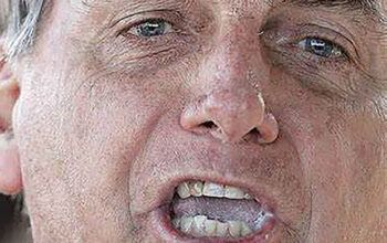 PF afirma que Bolsonaro redigiu, ajustou e “enxugou” a minuta do golpe