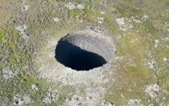 “Portas do inferno”: cientistas desvendam mistério de crateras gigantes na Sibéria