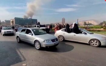 Ataques não confirmados são ouvidos em Damasco após fuga de Assad e escalada de tensão na Síria