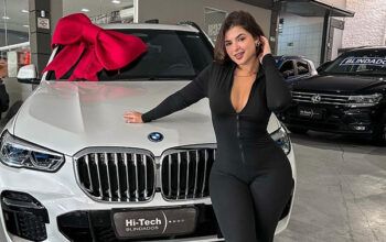 Criadora de conteúdo adulto devolve pet recebido em amigo-oculto: “Animal não é presente”