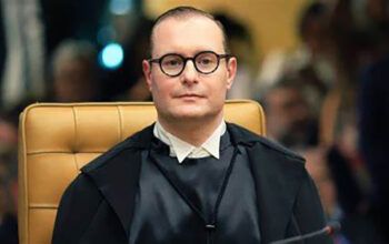 Zanin votou pela condenação de Roberto Jefferson à prisão por incitar violência contra autoridades em 2021