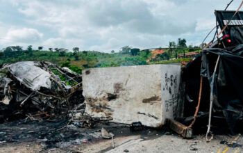 Motorista de carreta envolvida em acidente que matou 38 em MG fugiu para o ES, diz PRF