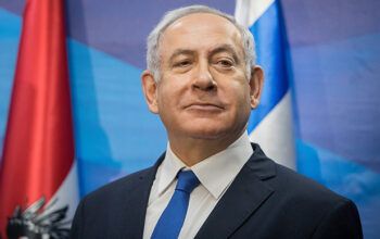 Netanyahu amplia ataques na Síria enquanto responde por corrupção em Israel