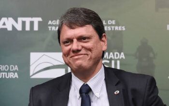 Onda de violência policial em SP faz Tarcísio recuar e  a defender câmeras corporais da PM: “eu estava errado”