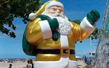 Papai Noel é transformado em "patriota" de verde e amarelo em reduto bolsonarista