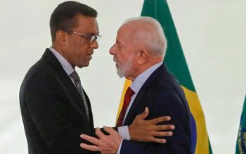 Pastor Otoni de Paula que orou por Lula gera guerra na bancada evangélica