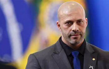 PF prende Bolsonarista Daniel Silveira por determinação de Moraes; ex-deputado descumprir medidas judiciais