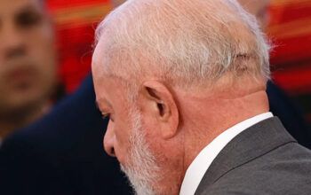 Presidente Lula é operado às pressas em SP após sentir forte dor de cabeça