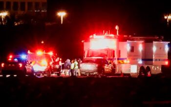 Avião com 64 pessoas colide com Black Hawk do Exército dos EUA com três soldados a bordo perto do Aeroporto Nacional Reagan