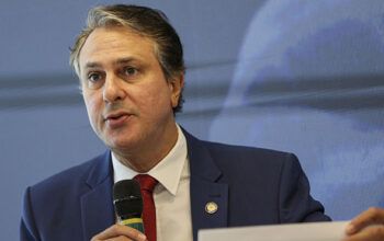 Edição 2024 do Enem 2024 registrou 12 redações com nota mil; uma da rede pública