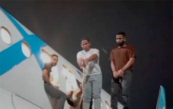 Lula manda tirar correntes e algemas de brasileiros deportados dos EUA