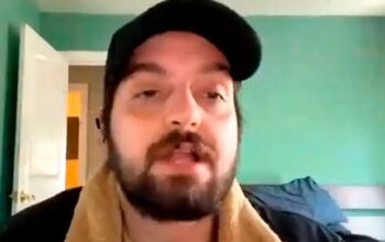 Monark diz que não é aceito pelos bolsonaristas por ser maconheiro