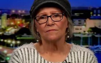 Mulher que invadiu Capitólio recusa perdão de Trump e o critica